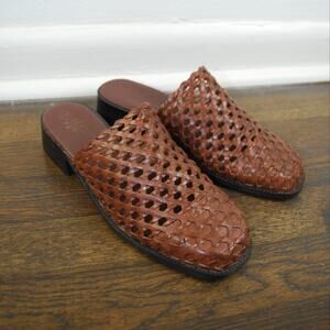 SOLD • Vintage The Leather Collection Woven Braided Leather Chunky Heel Mule